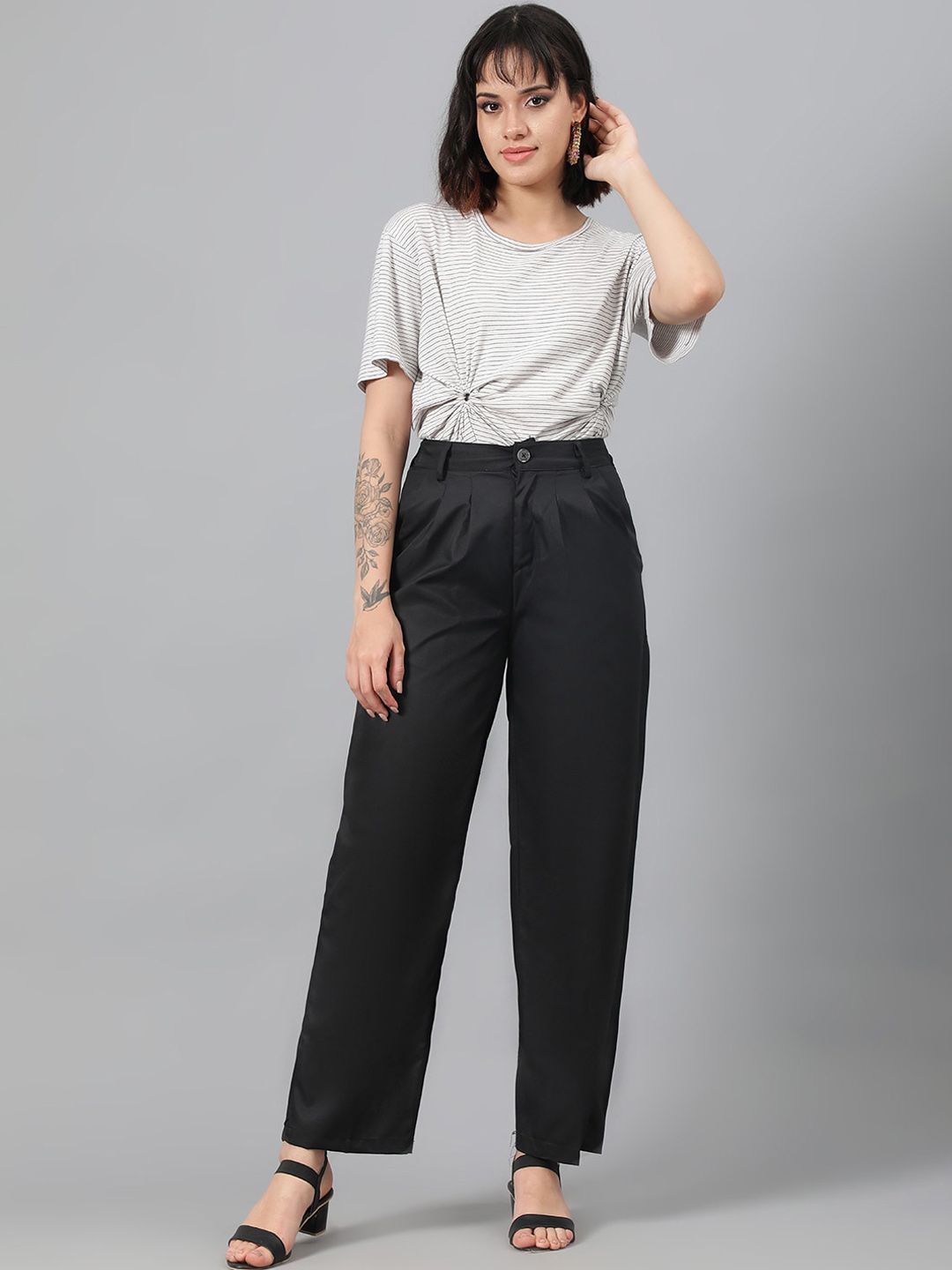 Kotty Women Black Relaxed Straight Leg Fit High-Rise Easy Wash Pleated Parallel Trousers