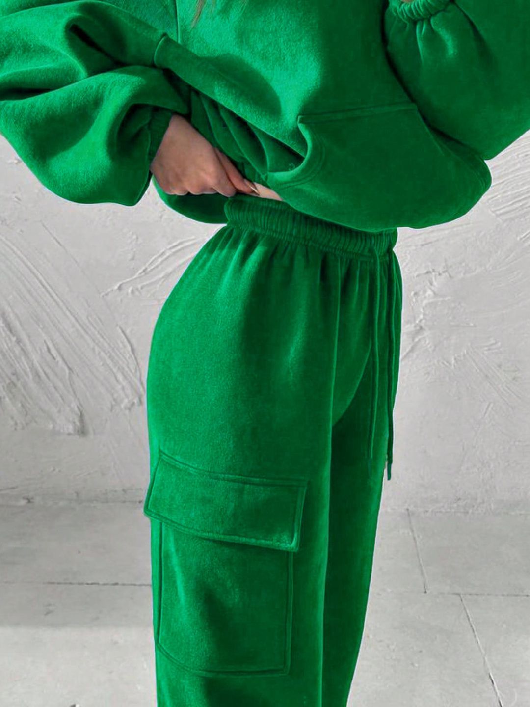 Kotty Green Hooded Sweatshirt With Joggers 