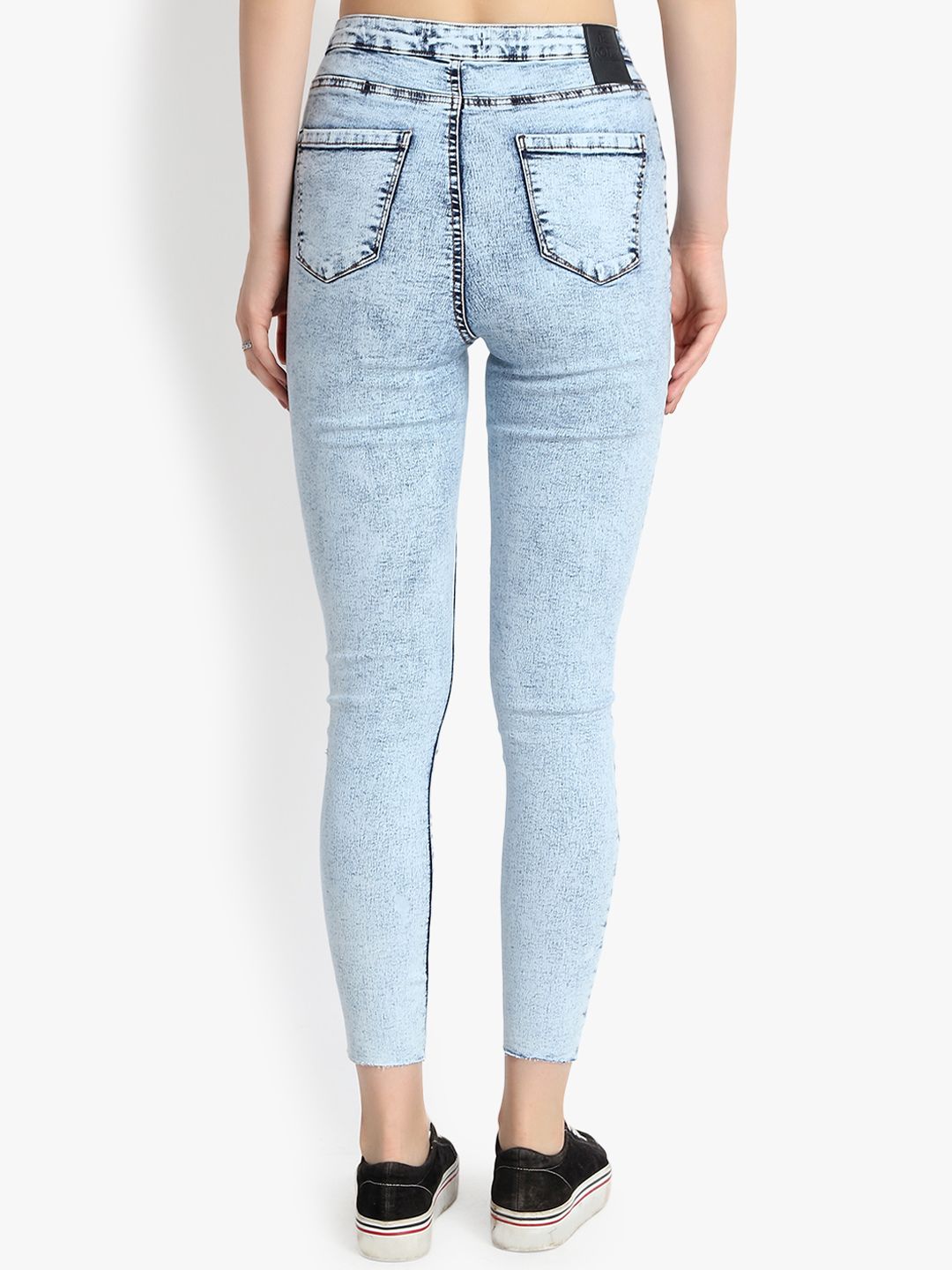 Kotty Women Blue Skinny Fit High-Rise Slash Knee Jeans