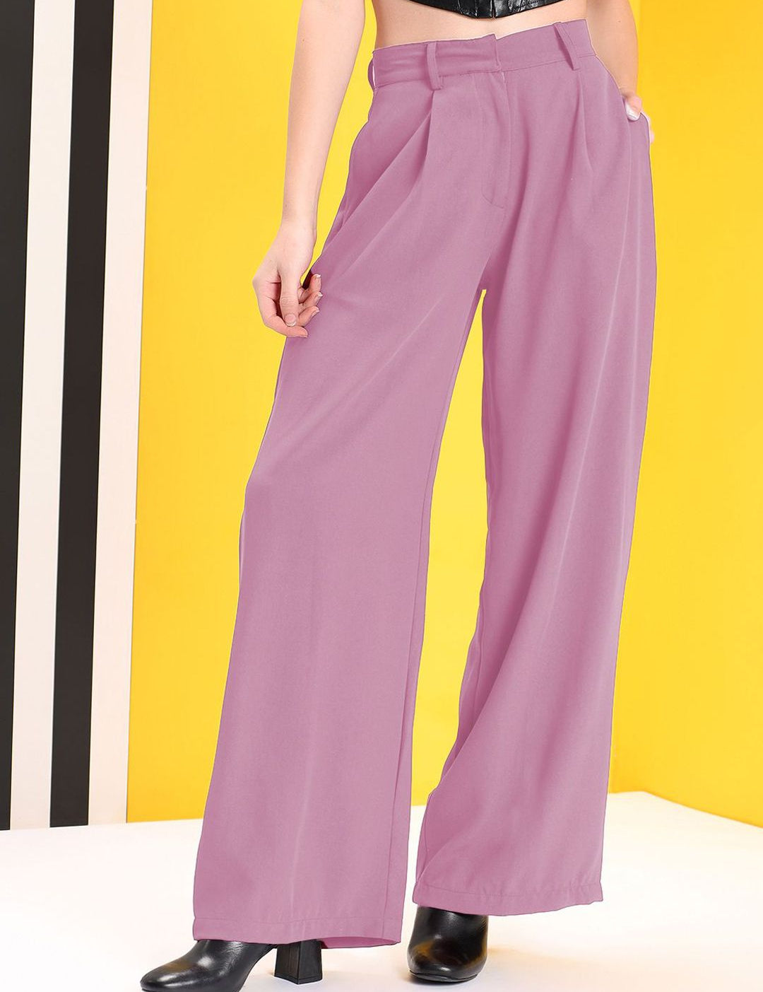 Kotty Women Loose Fit High-Rise Corduroy Pleated Trousers