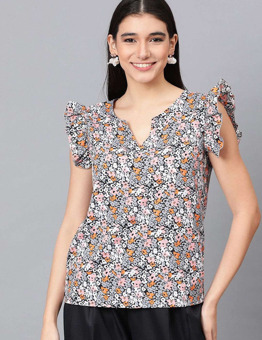 Kotty Women Floral Printed Sweetheart Neck Flutter Sleeves Top
