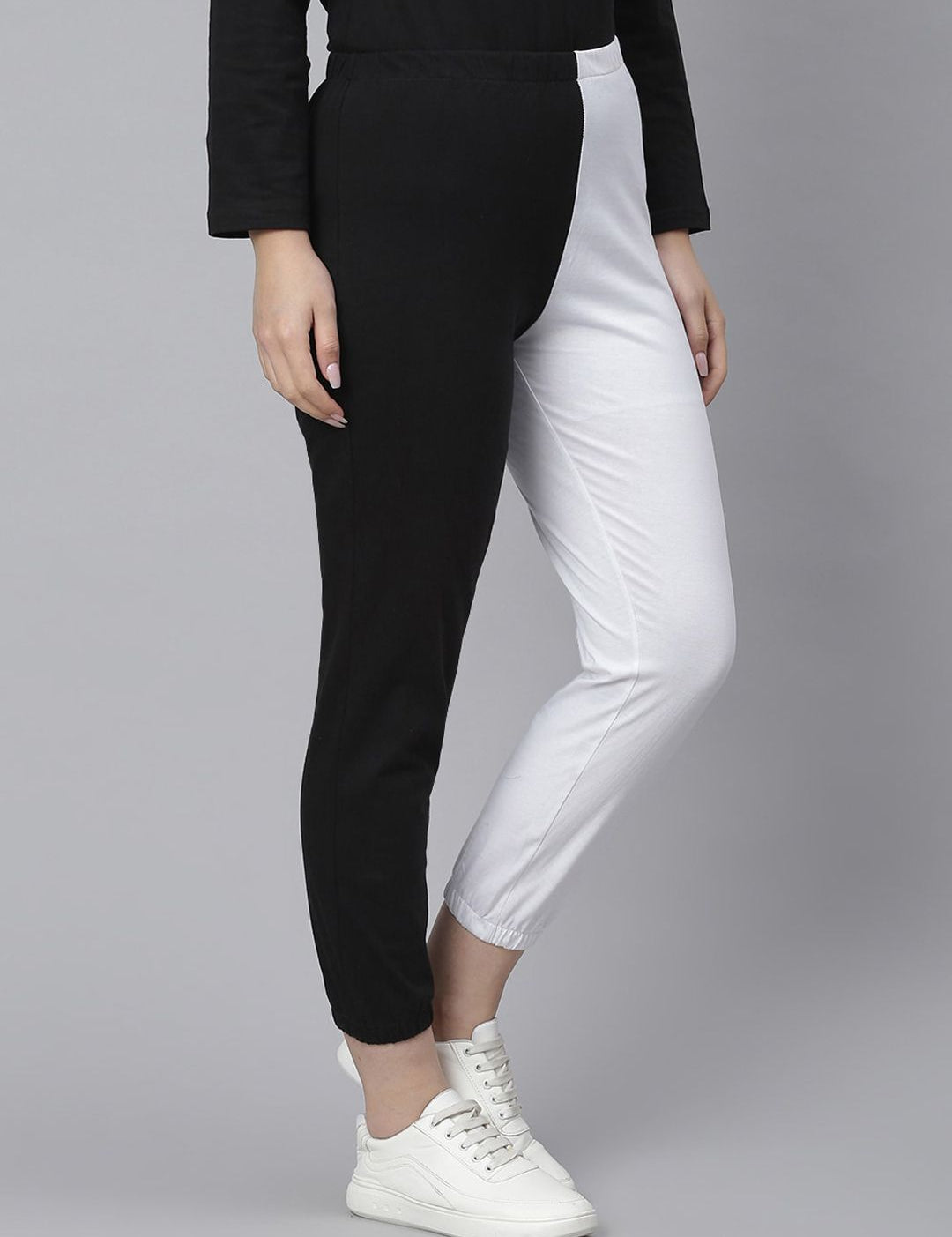 Kotty Women Black & White Colourblocked Straight-Fit Joggers