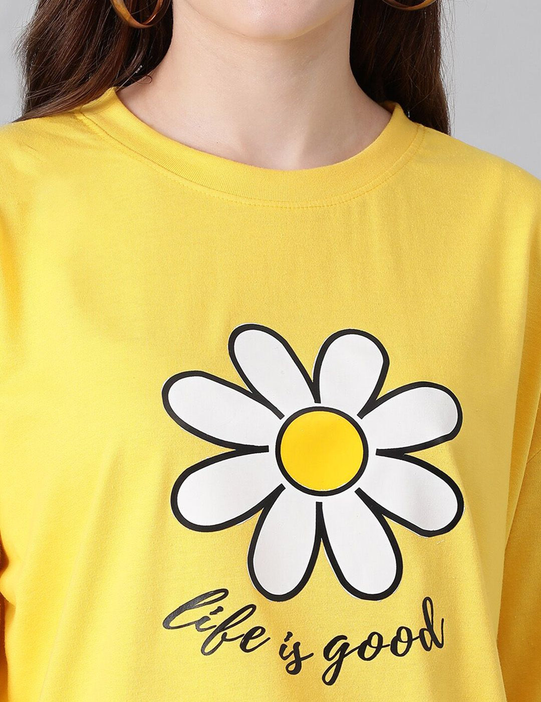 Kotty Floral Printed Drop-Shoulder Sleeves Cotton Oversized T-shirt