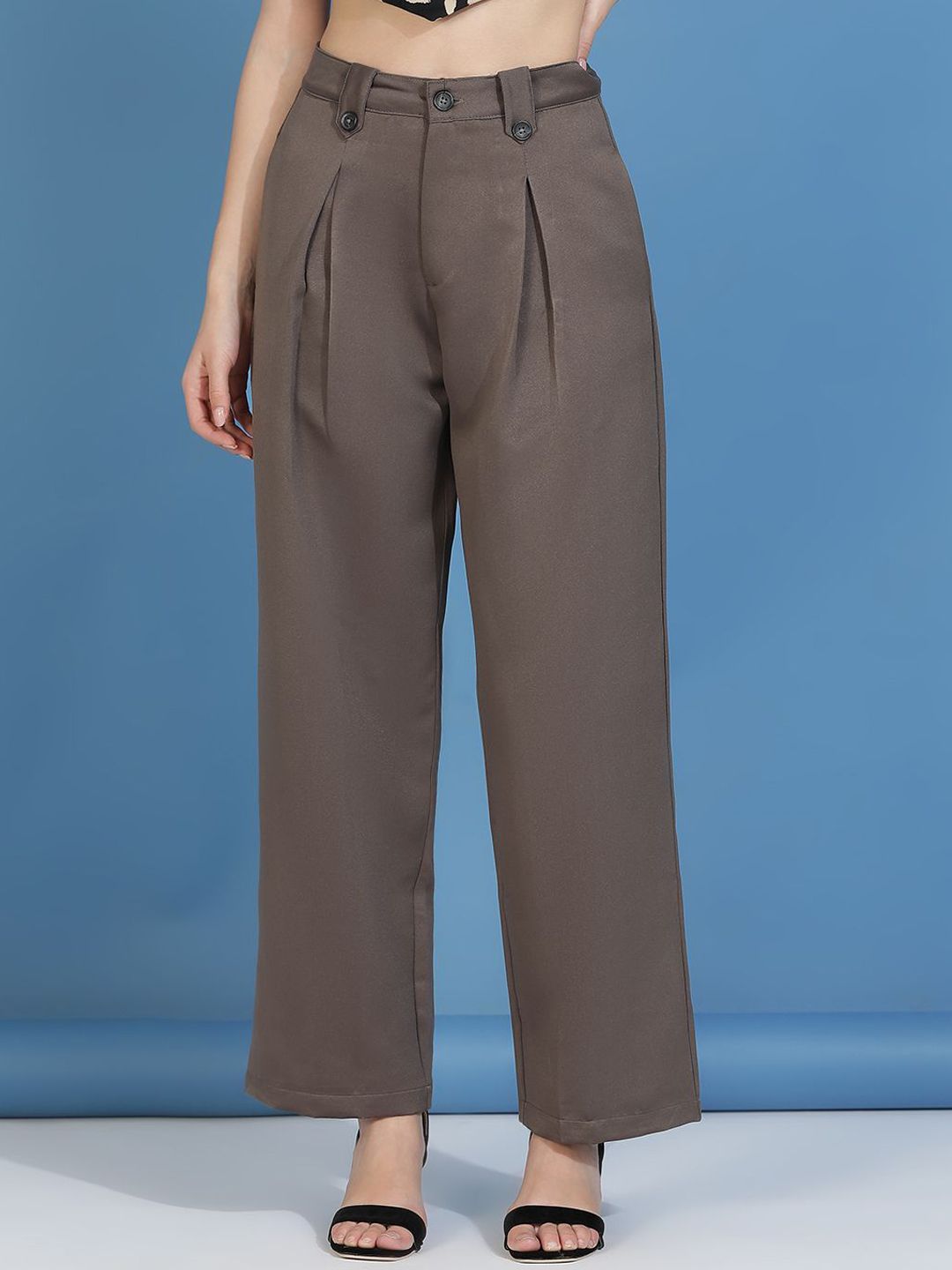Kotty Women Relaxed Straight Fit High-Rise Easy Wash Pleated Parallel Trousers