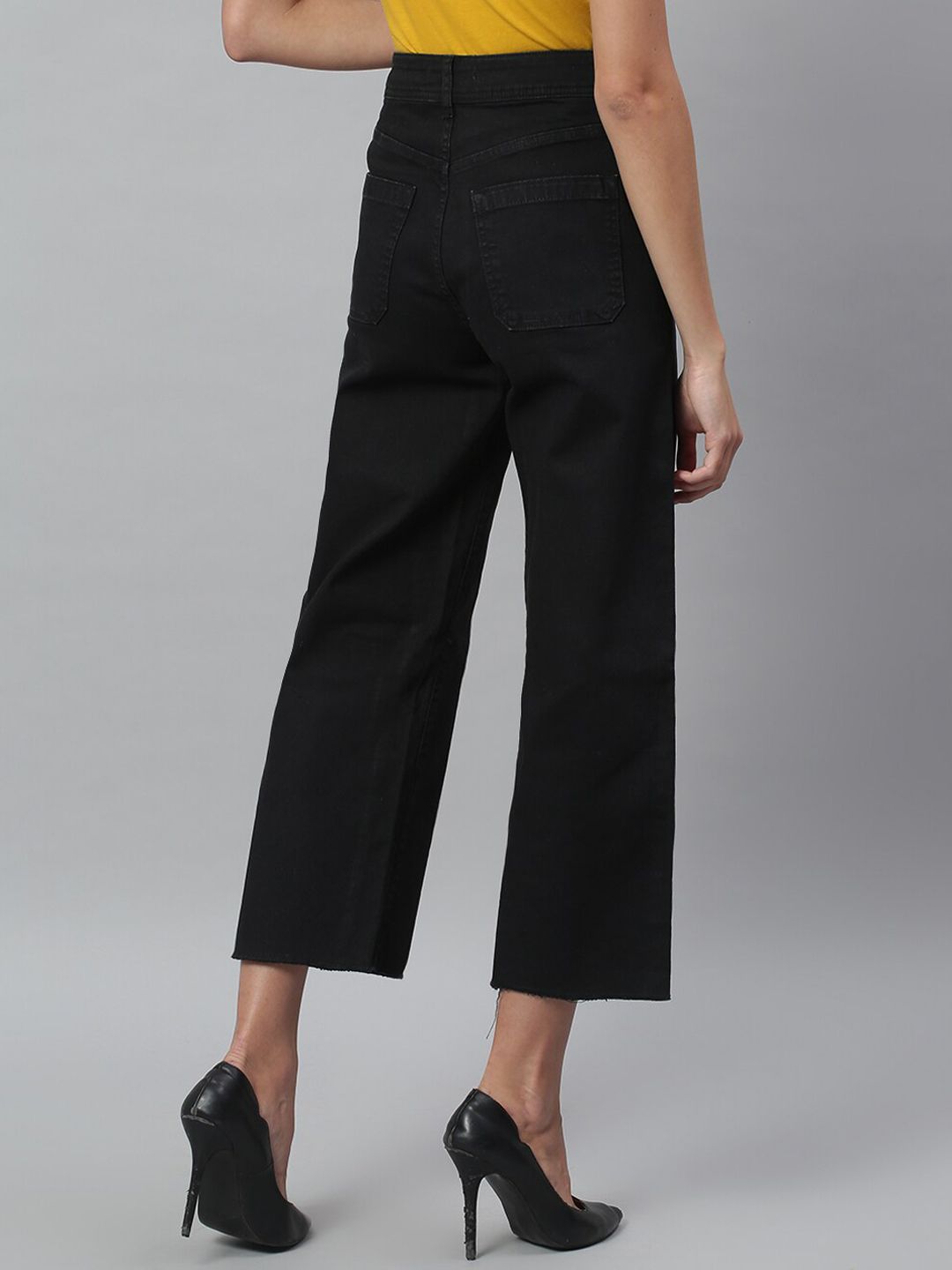 Kotty Women Black Flared High-Rise Clean Look Jeans