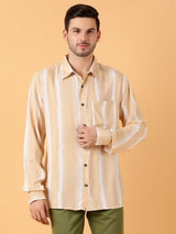 Kotty Men Relaxed Spread Collar Graphic Printed Casual Shirt