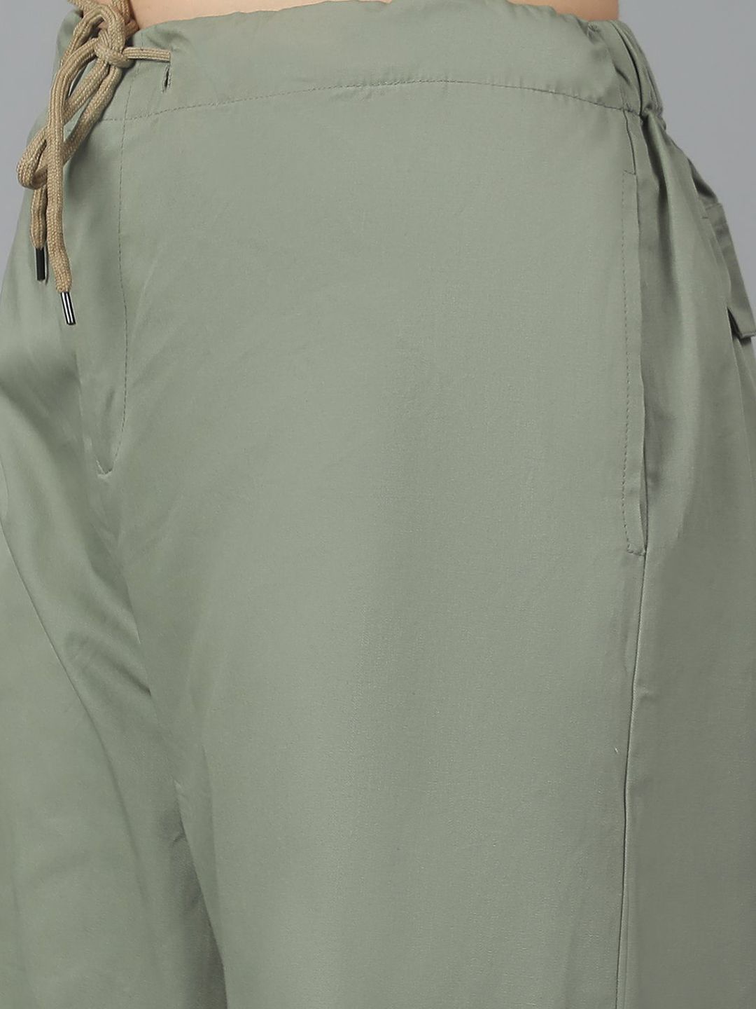 Kotty Women High-Rise Easy Wash Cotton Cargos Trousers