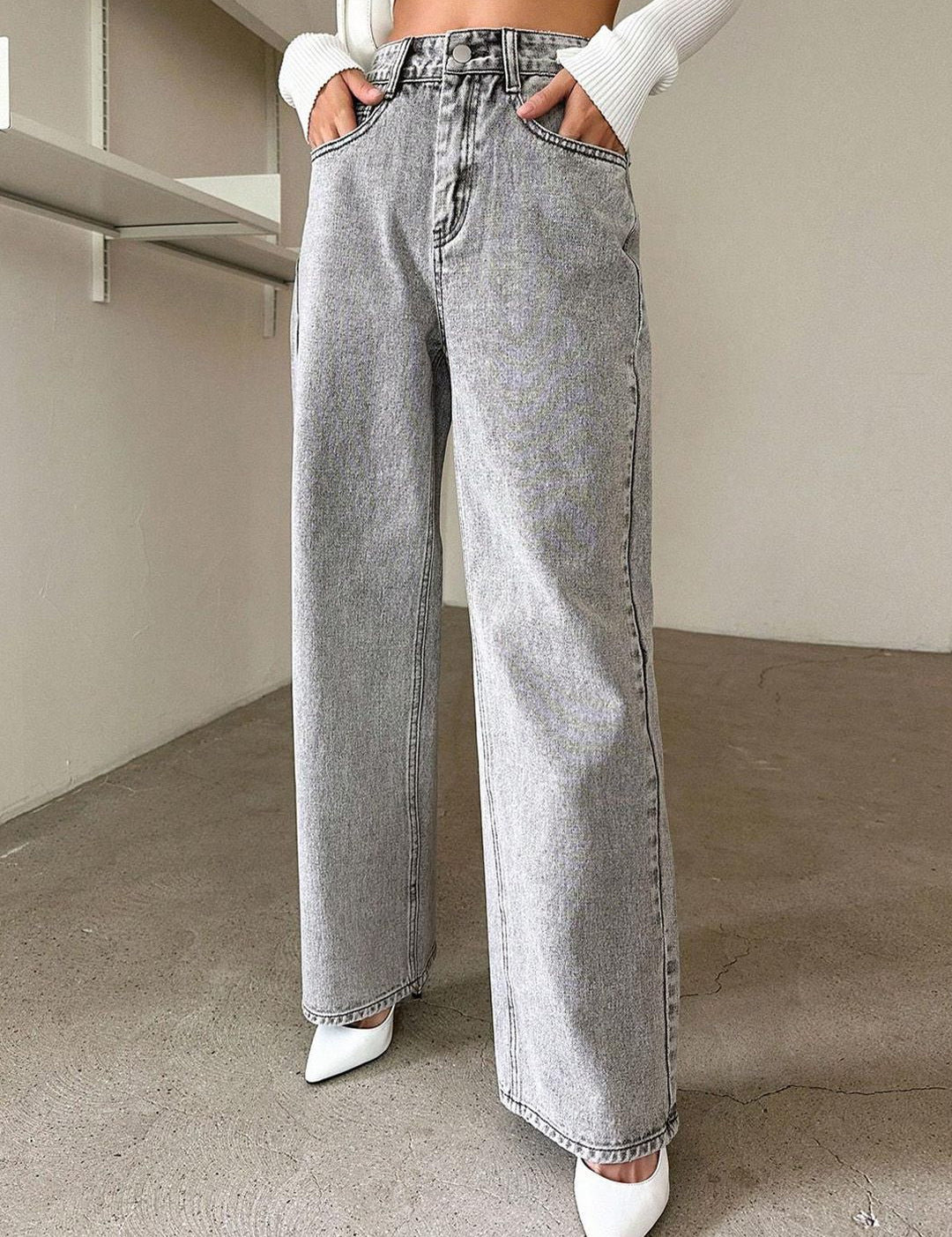 Kotty Women High-Rise Clean Look Crinkle Stretchable Jeans