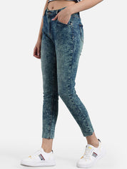 Kotty Women Blue Skinny Fit Mid-Rise Bleached Jeans