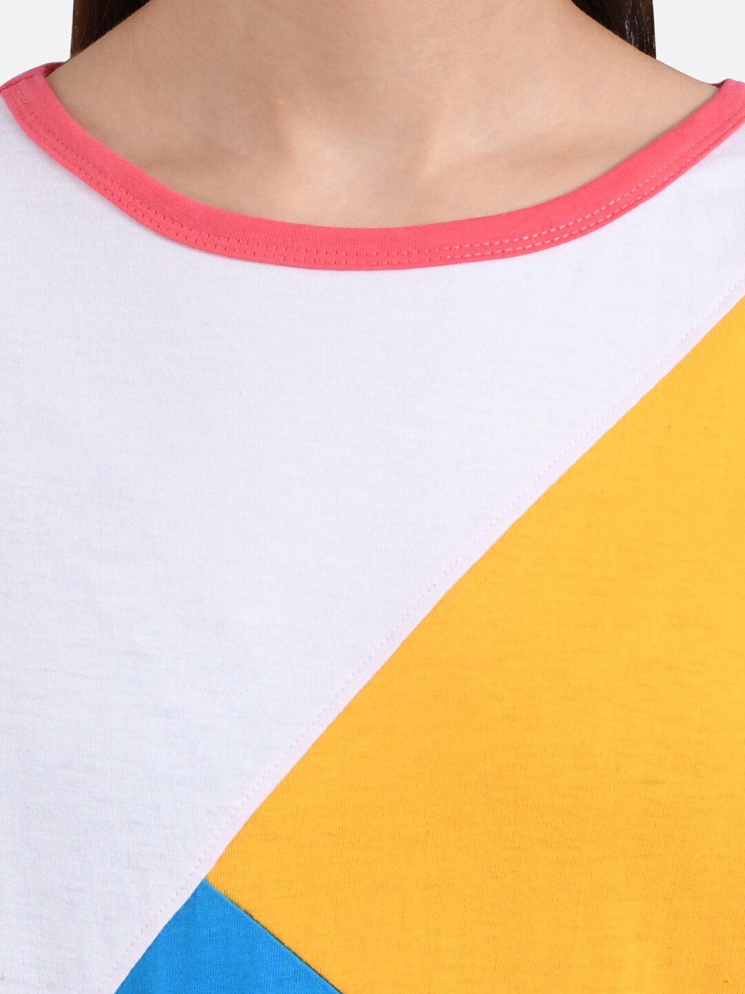 Kotty Women White & Pink Colourblocked Round Neck T-shirt