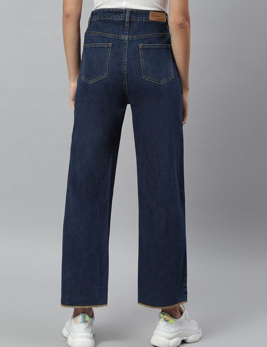 Kotty Women Blue Flared High-Rise Clean Look Jeans