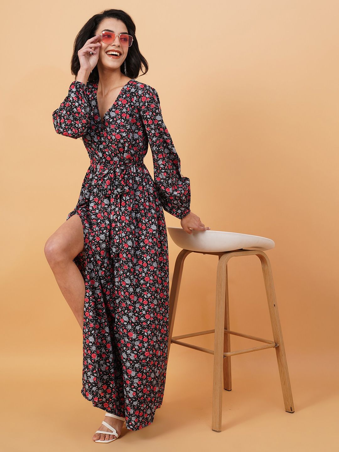 Kotty Floral Printed V-Neck Long Sleeves Maxi Dress
