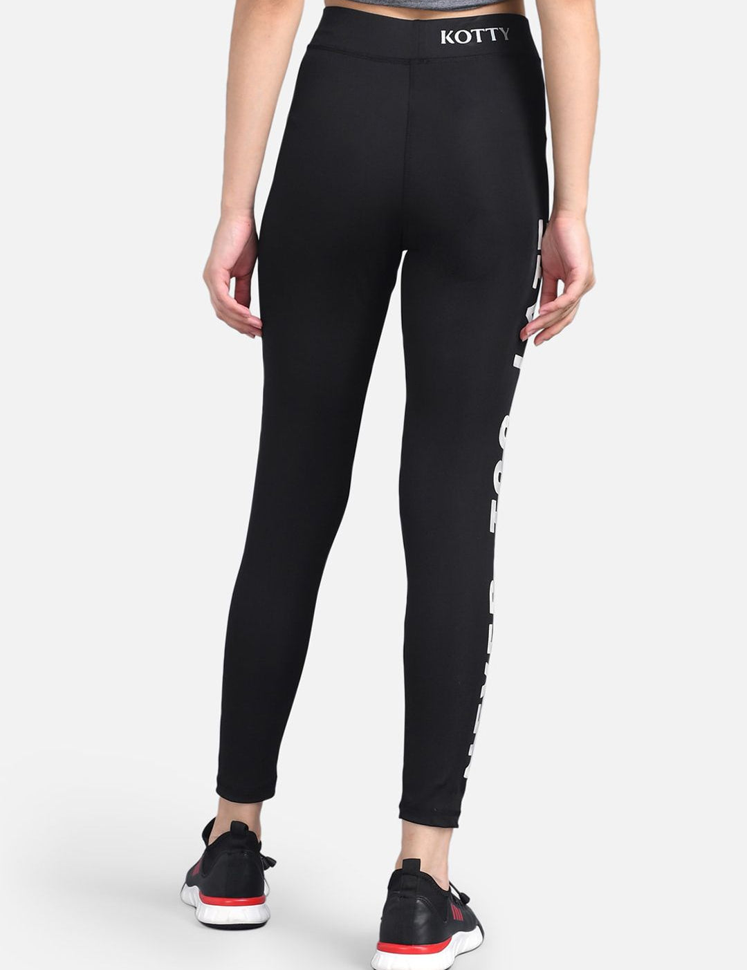 Kotty Women Black & White Printed Tights