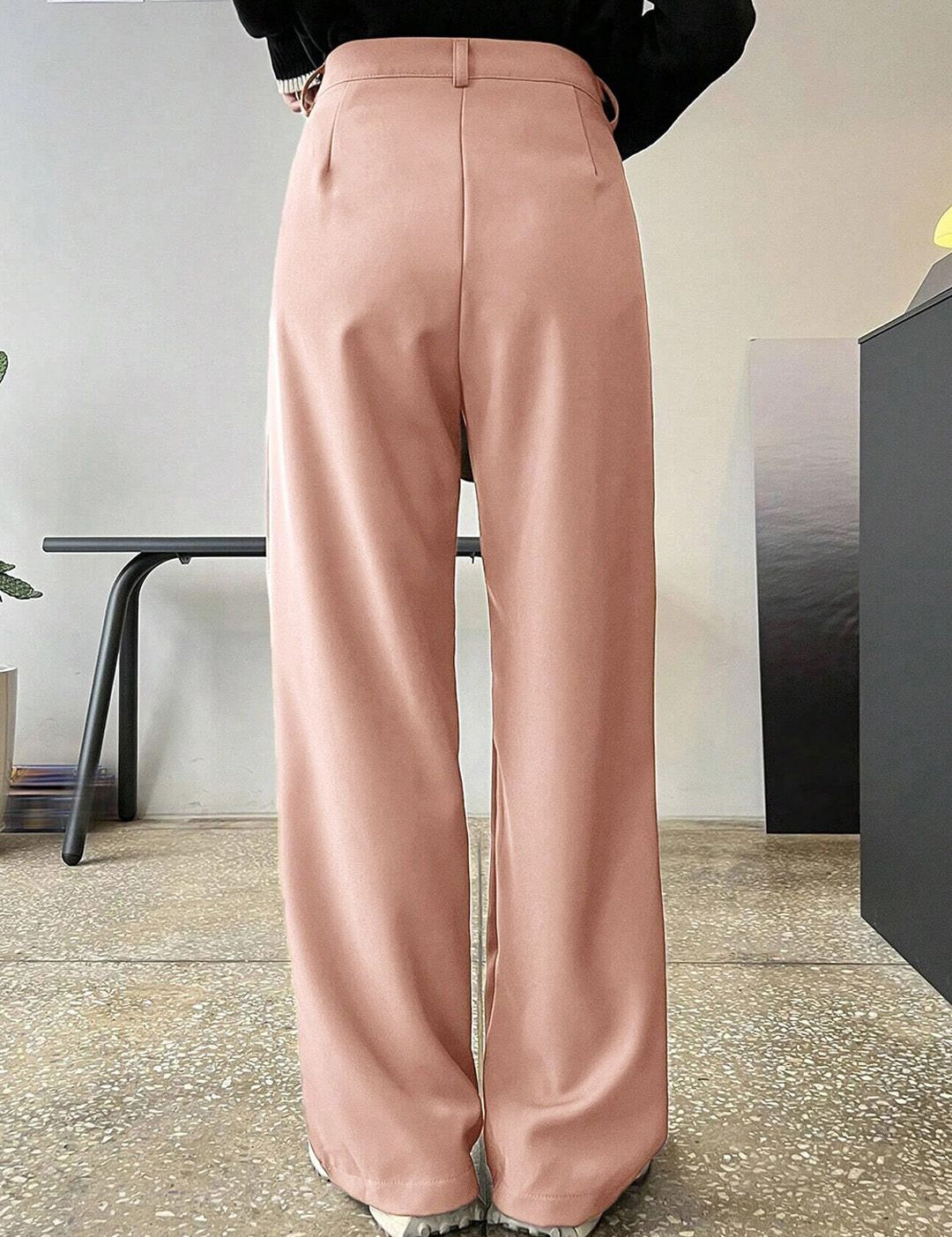 KOTTY BIZwear Women Pink Relaxed Straight Leg Straight Fit High-Rise Easy Wash Pleated Trousers