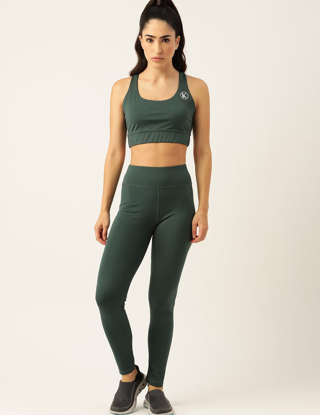 Kotty Women Green High-Rise Sports Bra & Tights