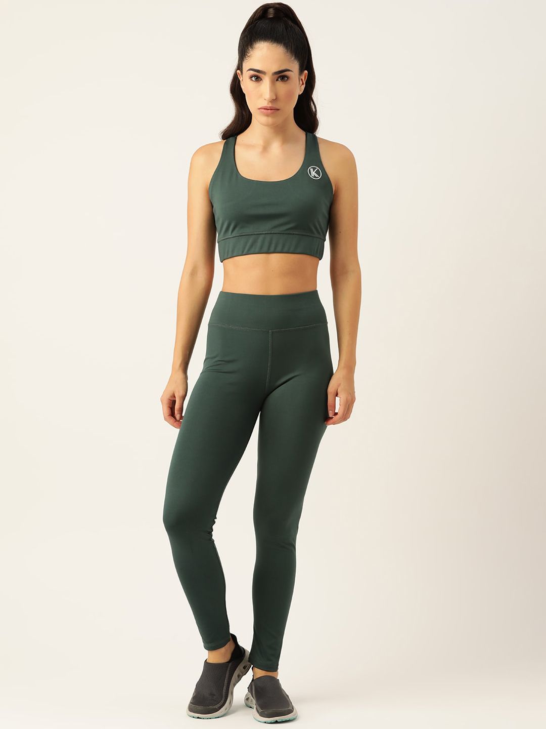 Kotty Women Green High-Rise Sports Bra & Tights