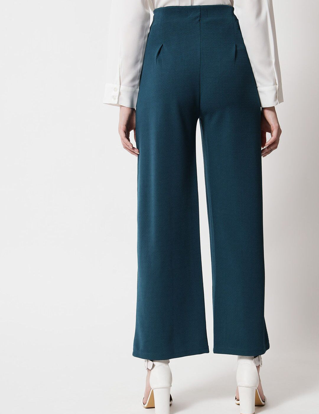Kotty Women Green Relaxed Straight Fit High-Rise Trousers