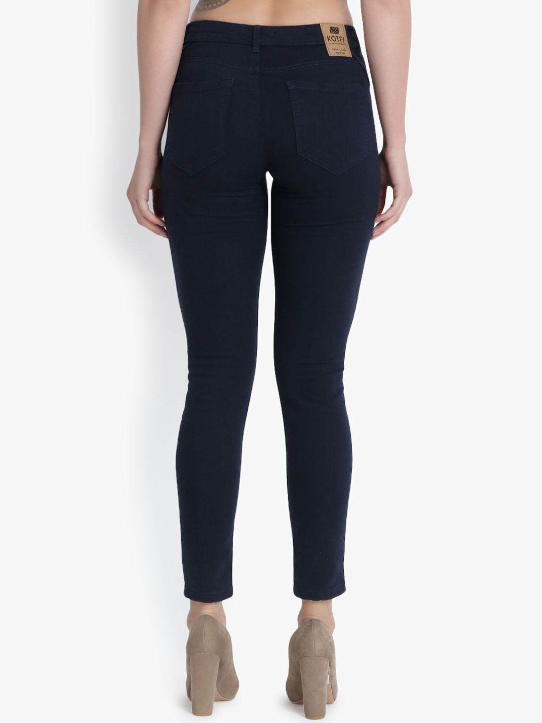 Kotty Women Black Skinny Fit High-Rise Clean Look Jeans