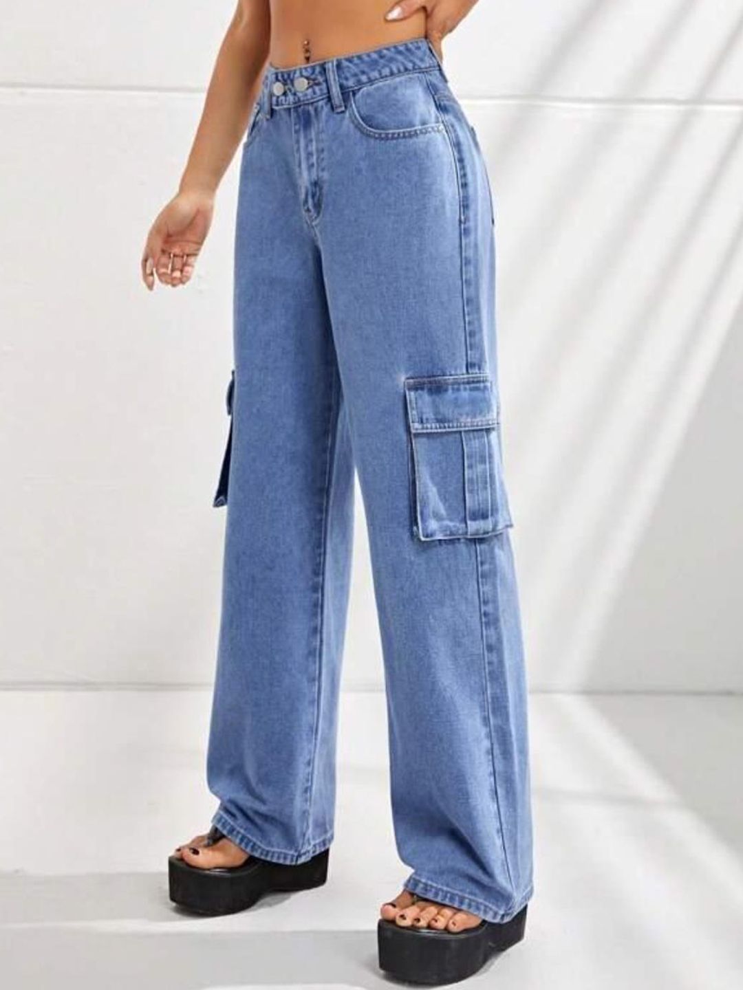 Kotty Women Blue Jean Straight Fit High-Rise Stretchable Jeans