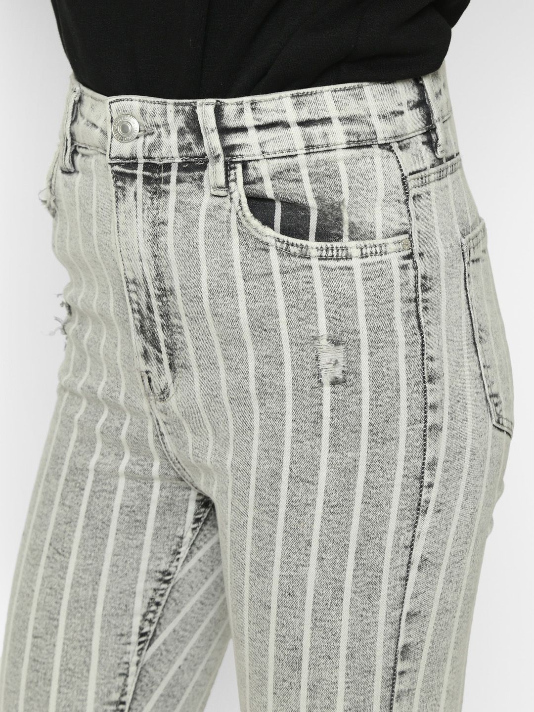 Kotty Women Grey & White Skinny Fit High-Rise Mildly Distressed Striped Jeans
