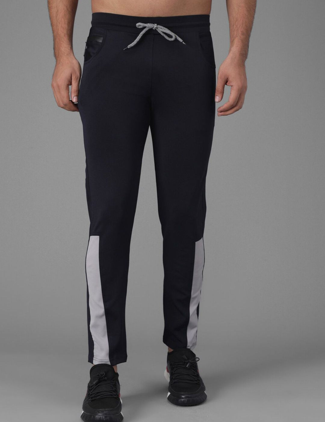 Kotty Men Black Solid Slim Fit Track Pants