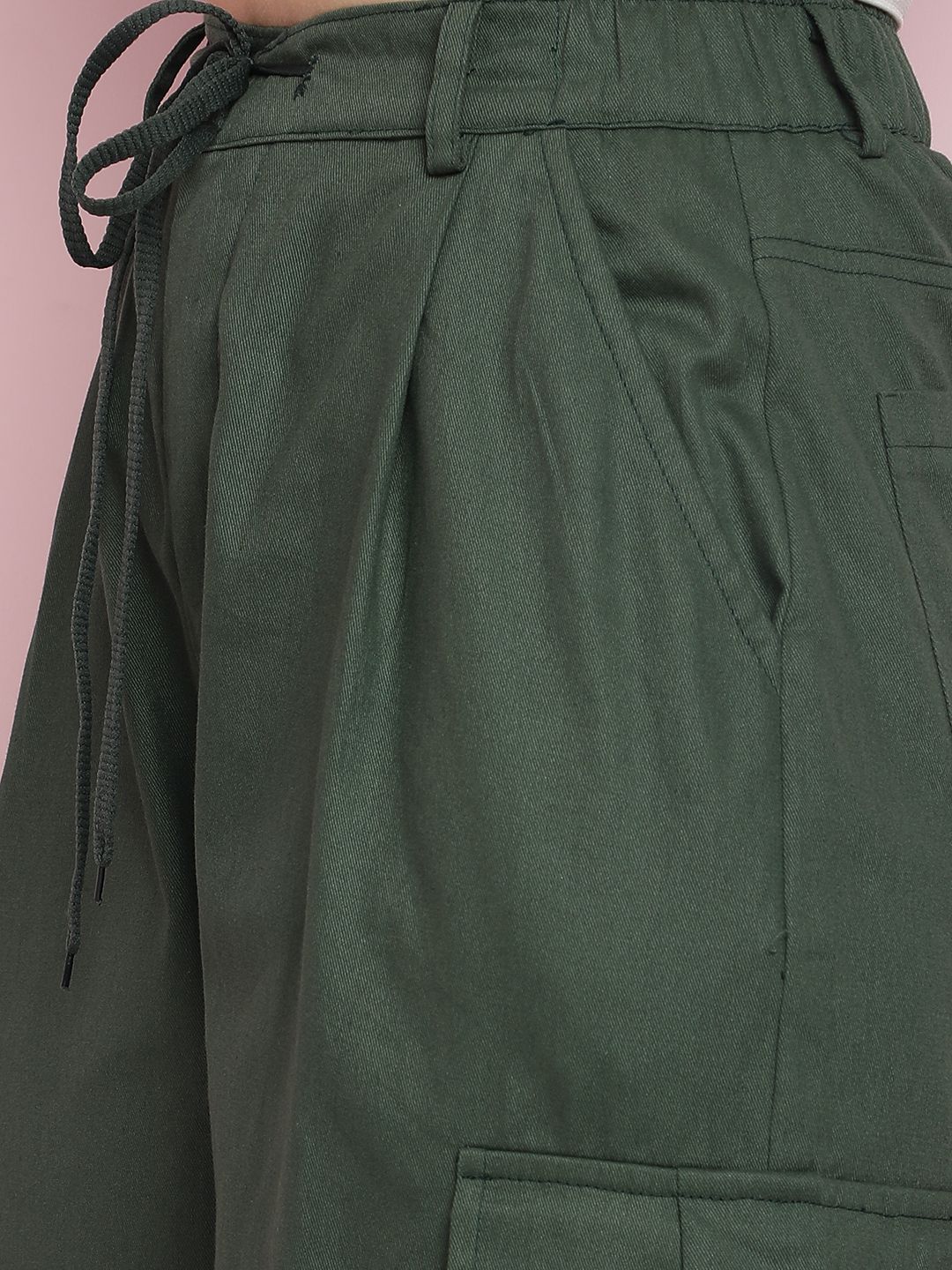 Kotty Women Solid Relaxed Straight Fit Mid-Rise Cargos Trousers