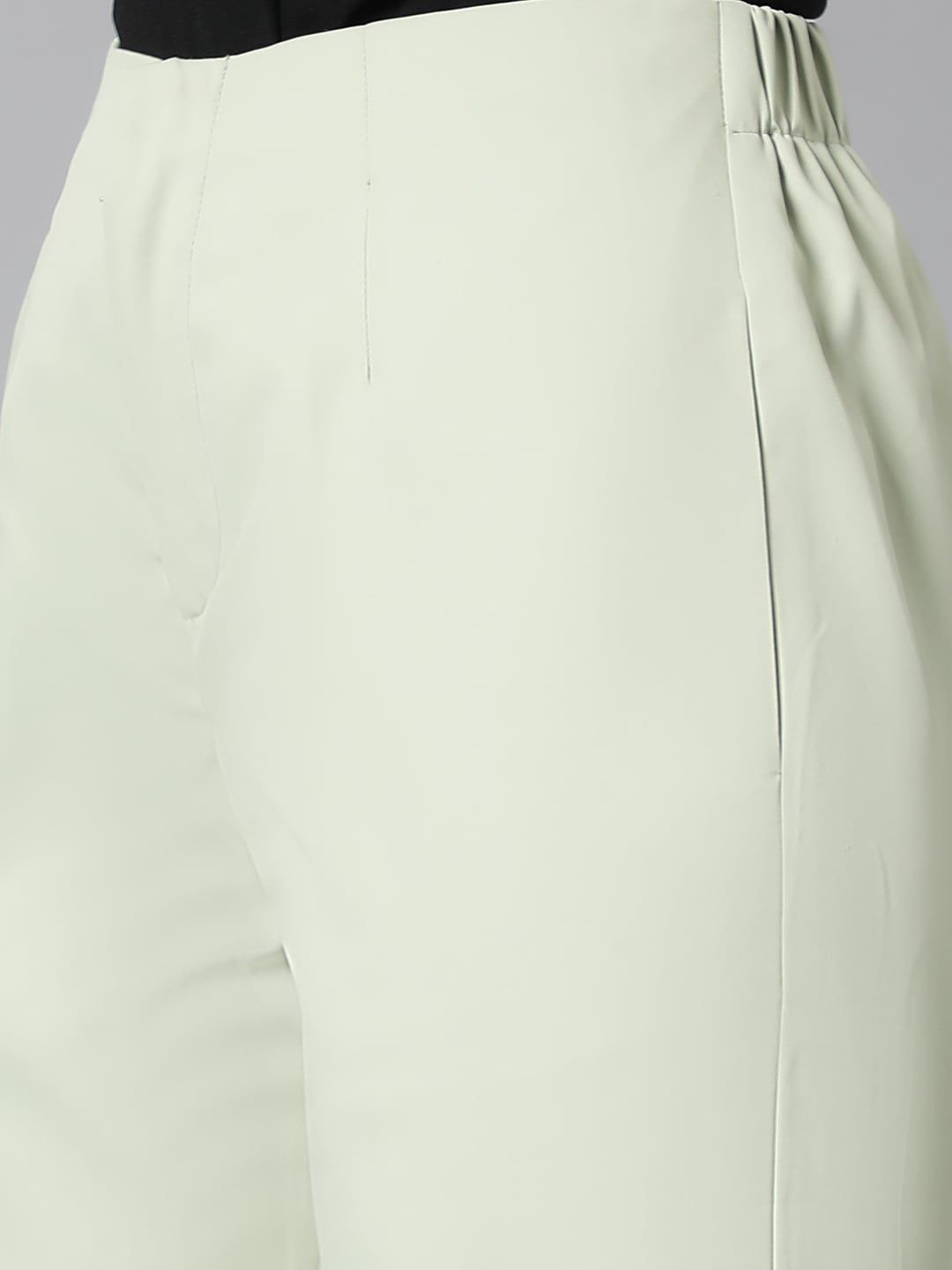 Kotty Women Green Relaxed Straight Leg Straight Fit High-Rise Easy Wash Parallel Trousers