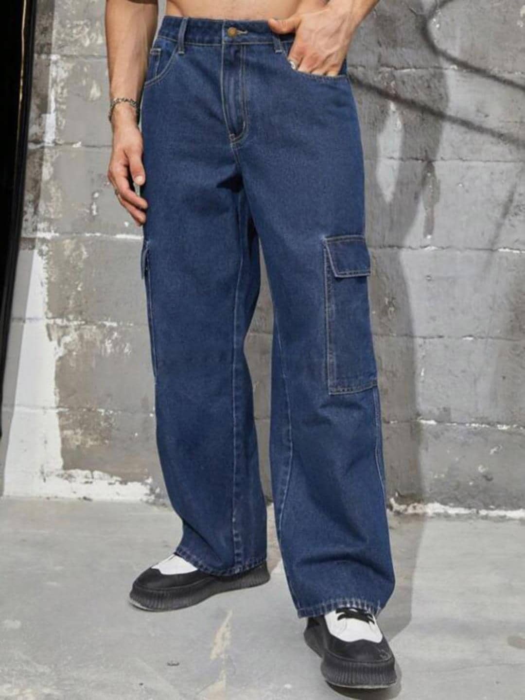 Kotty Men Jean Low-Rise Clean Look Stretchable Cargo Jeans