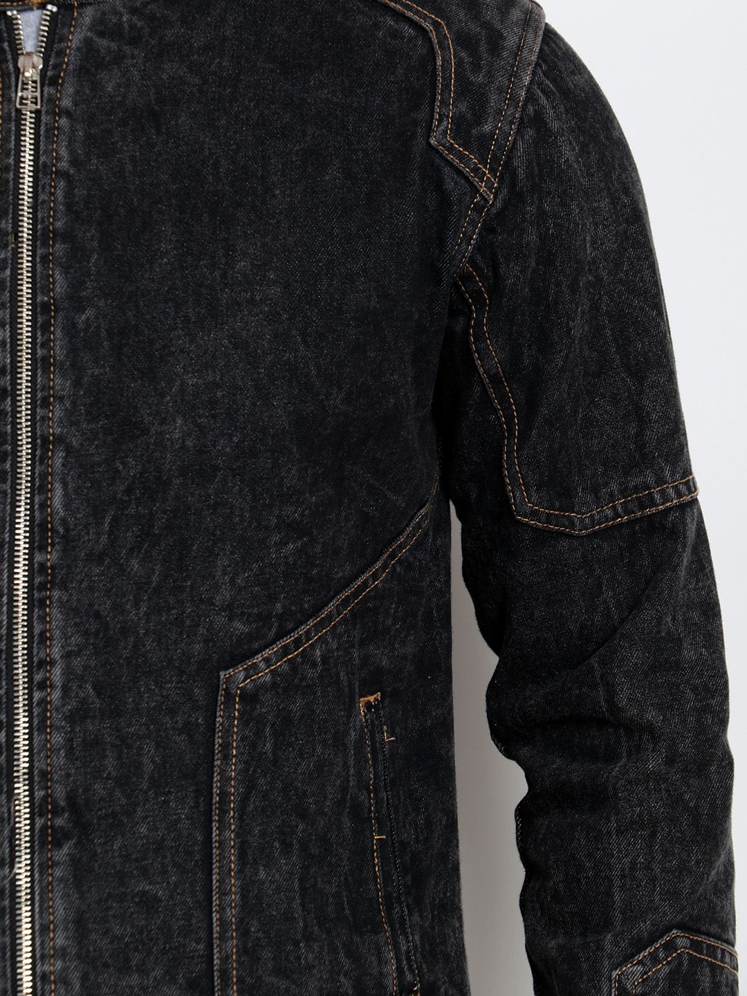Kotty Men Black Solid Denim Jacket