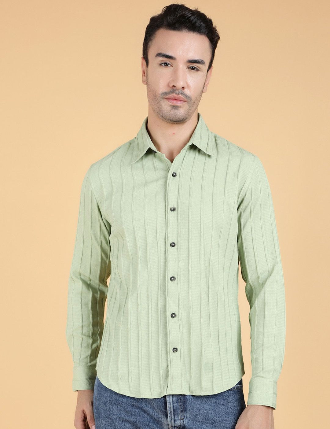 Kotty Men Relaxed Spread Collar Textured Cotton Casual Shirt