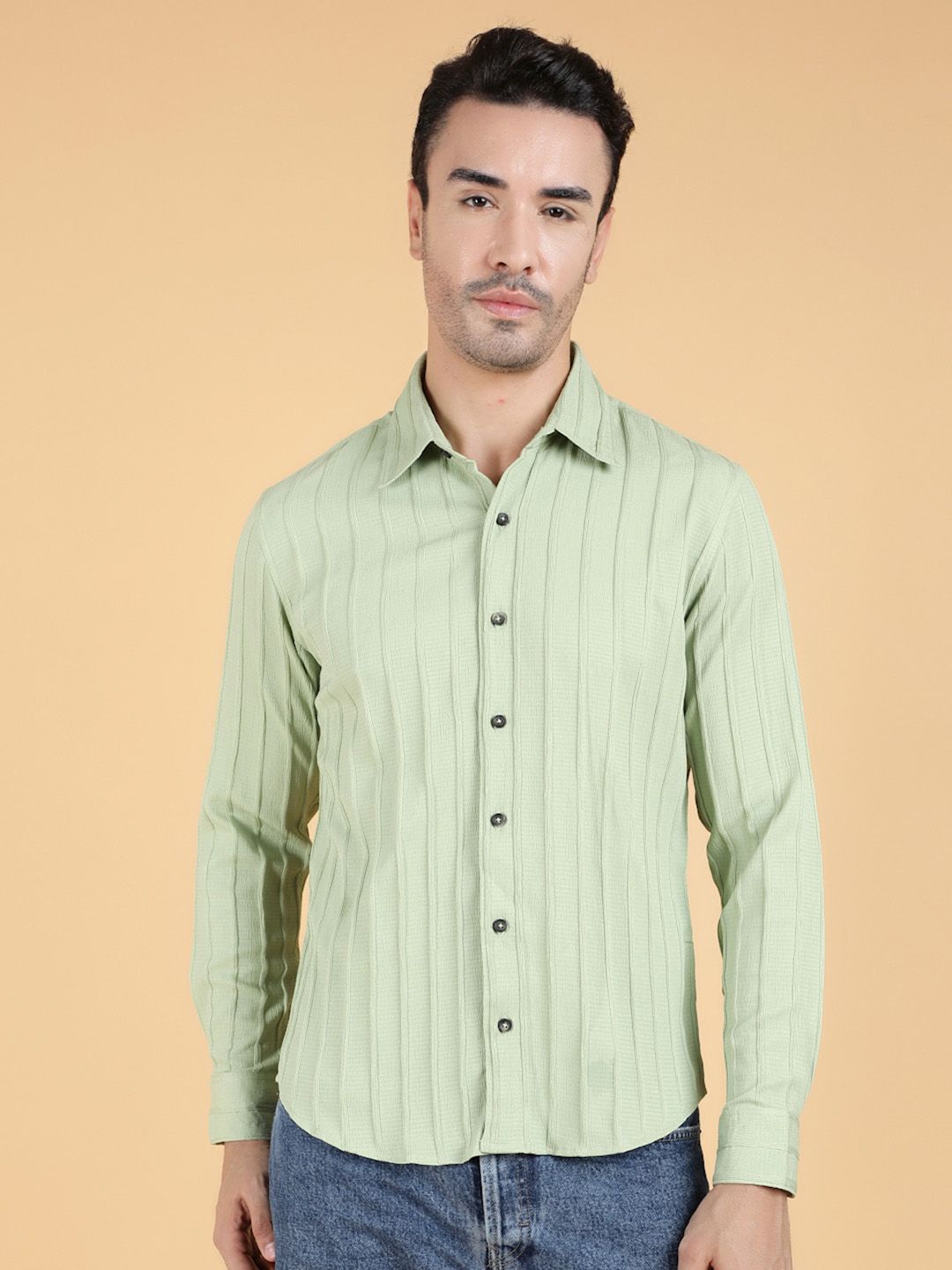 Kotty Men Relaxed Spread Collar Textured Cotton Casual Shirt