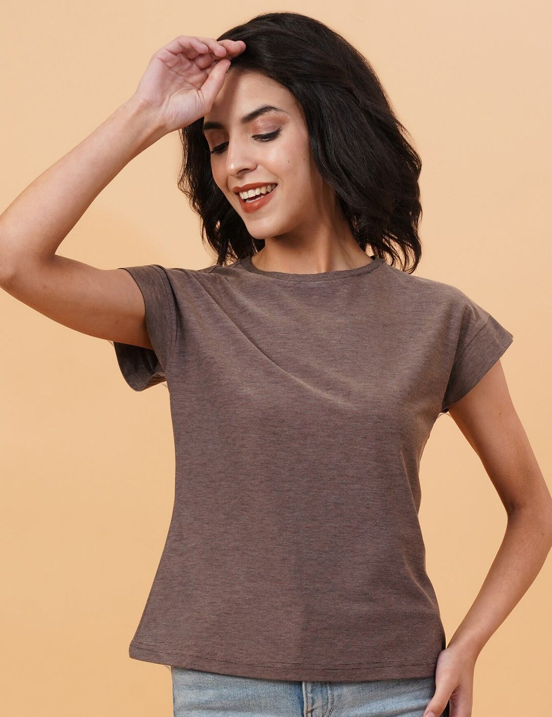 Kotty Women Extended Sleeves Pockets T-shirt