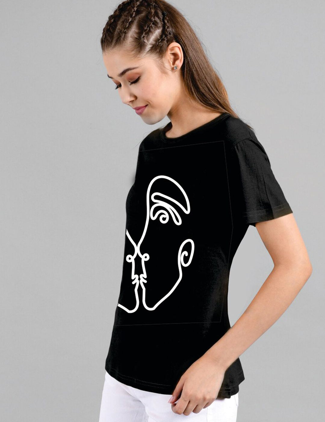 Kotty Women Black Printed Round Neck T-shirt