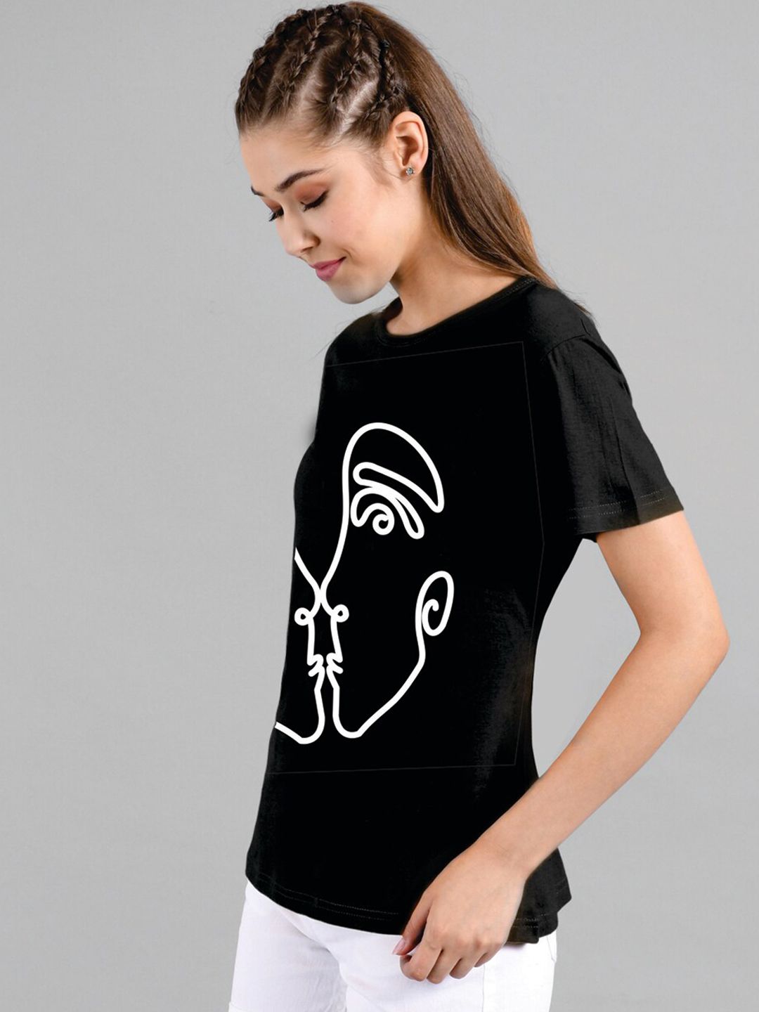 Kotty Women Black Printed Round Neck T-shirt