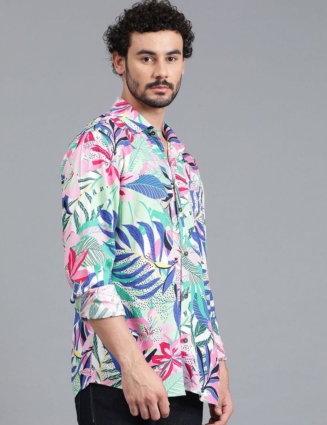 Kotty Blue & Green Floral Printed Relaxed Fit Casual Shirt