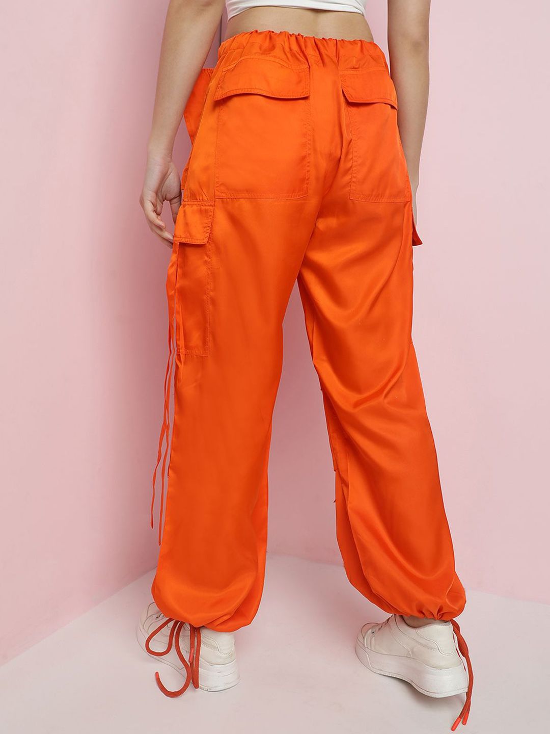 Kotty Women Relaxed Loose Fit High-Rise Easy Wash Parallel Trousers