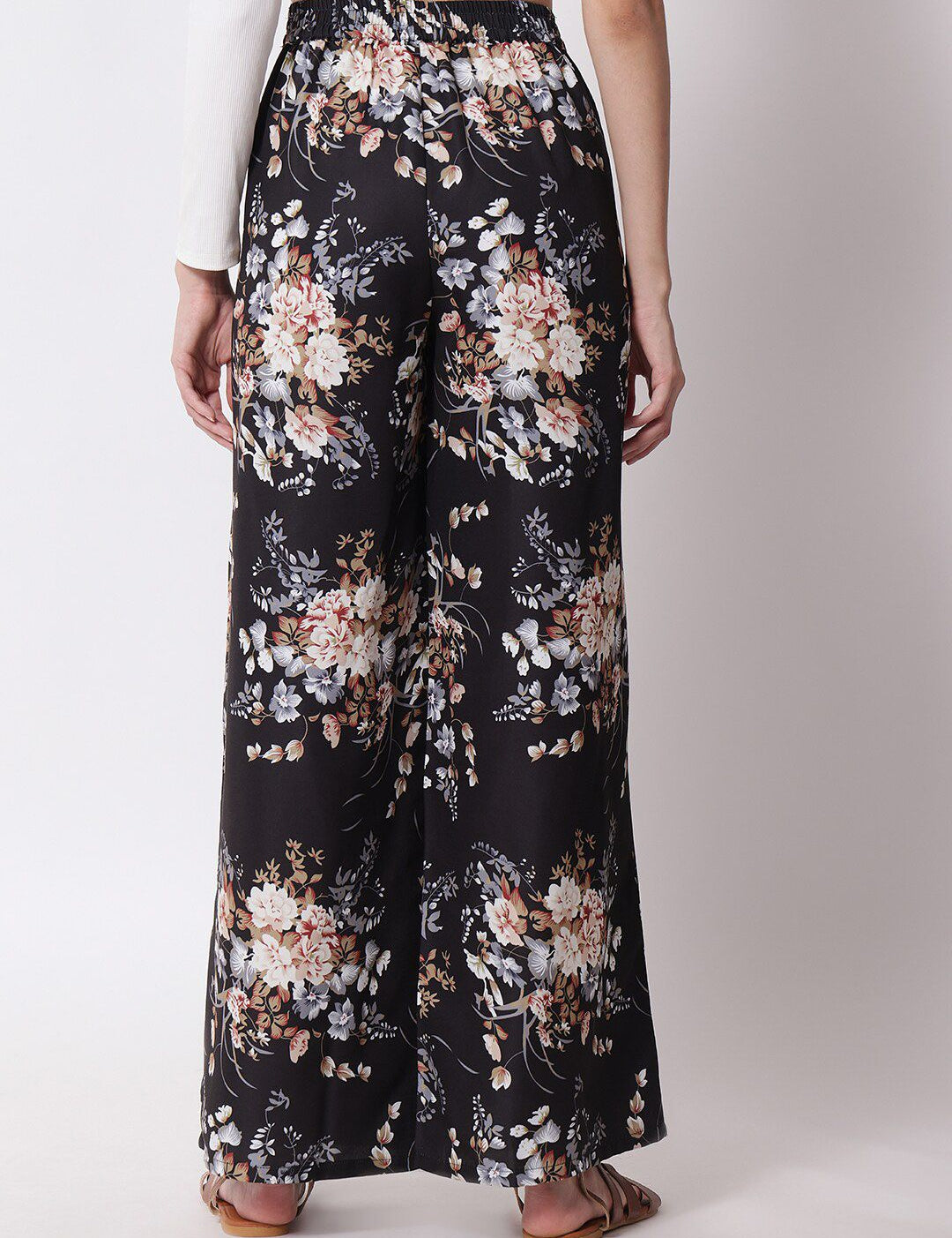Kotty Women Black Floral Printed Relaxed Flared High-Rise Easy Wash Trousers