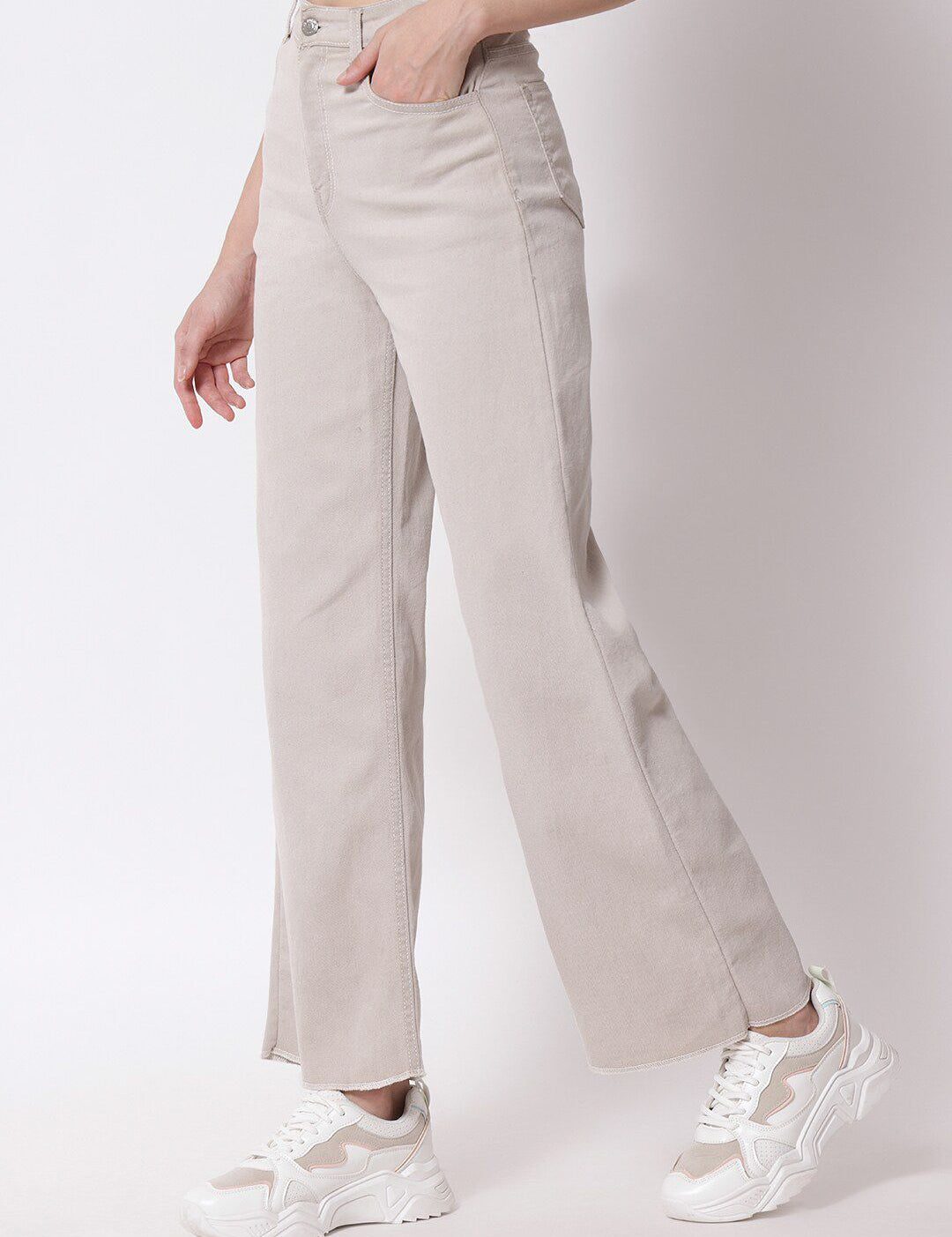 Kotty Women Off White Jean Flared High-Rise Stretchable Jeans