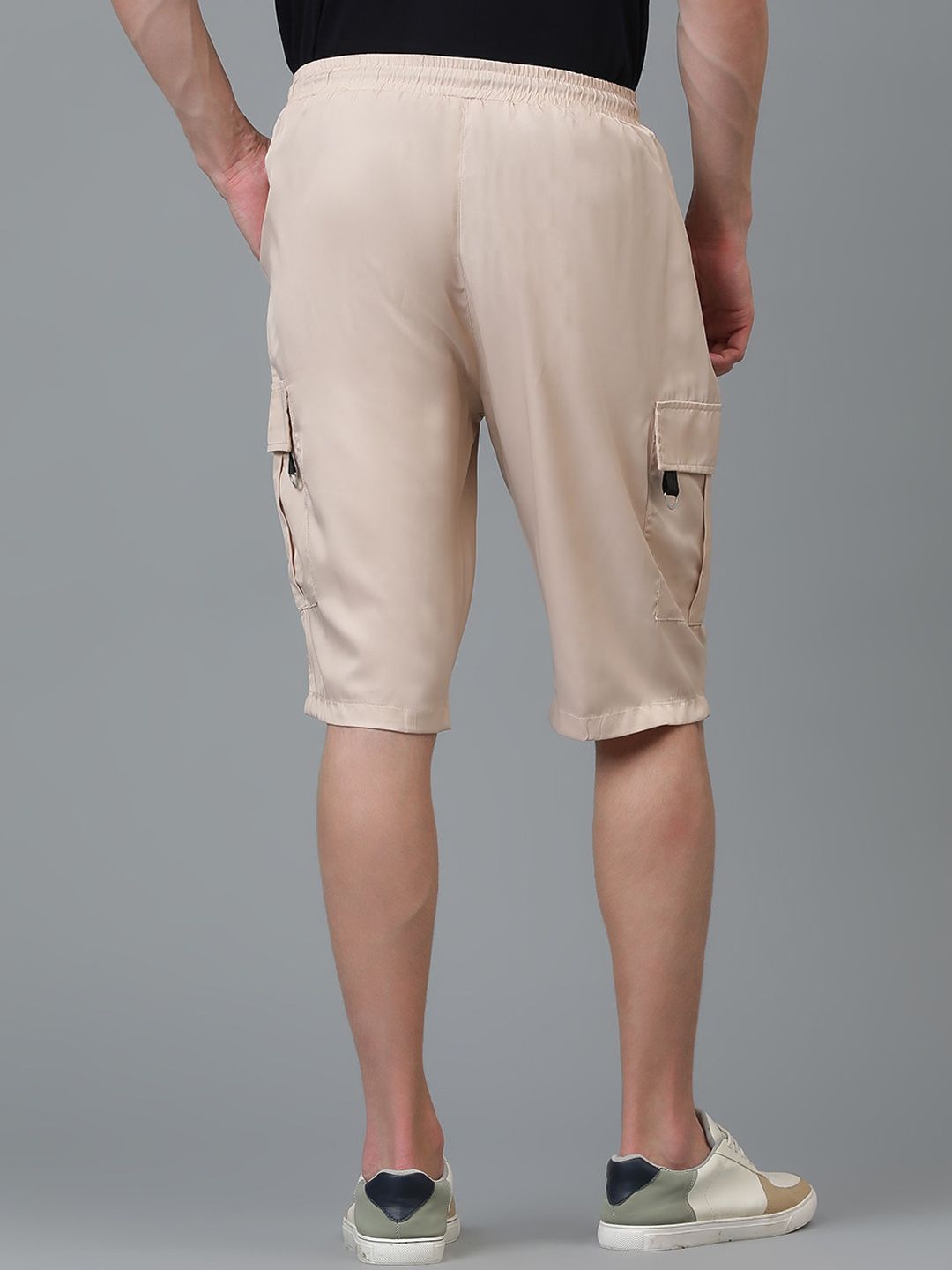 Kotty Men Low-Rise Cargo Shorts