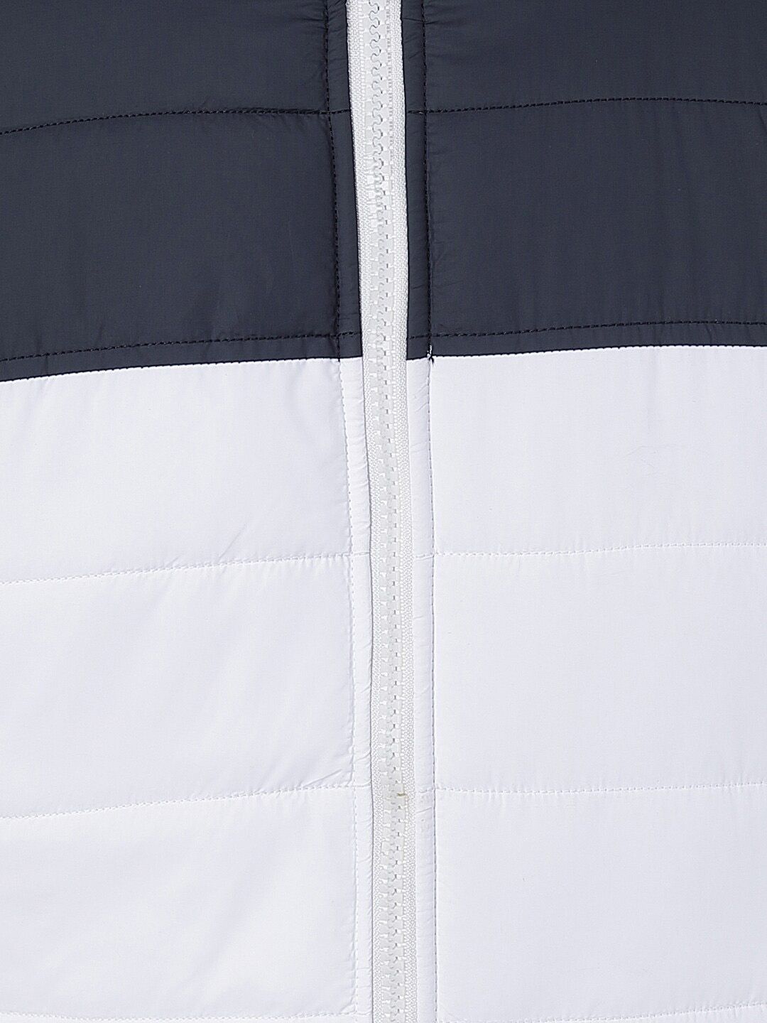Kotty Men White Colourblocked Puffer Jacket