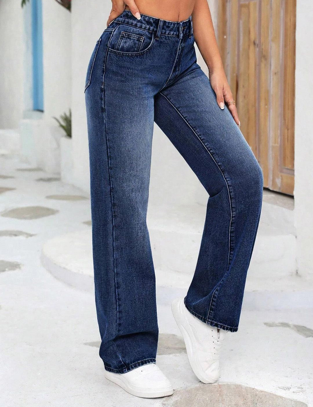 Kotty Women Straight Fit High-Rise Stretchable Jeans
