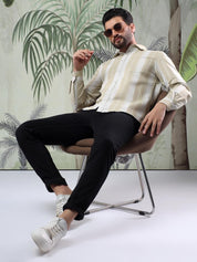 Kotty Men Spread Collar Vertical Striped Casual Shirt