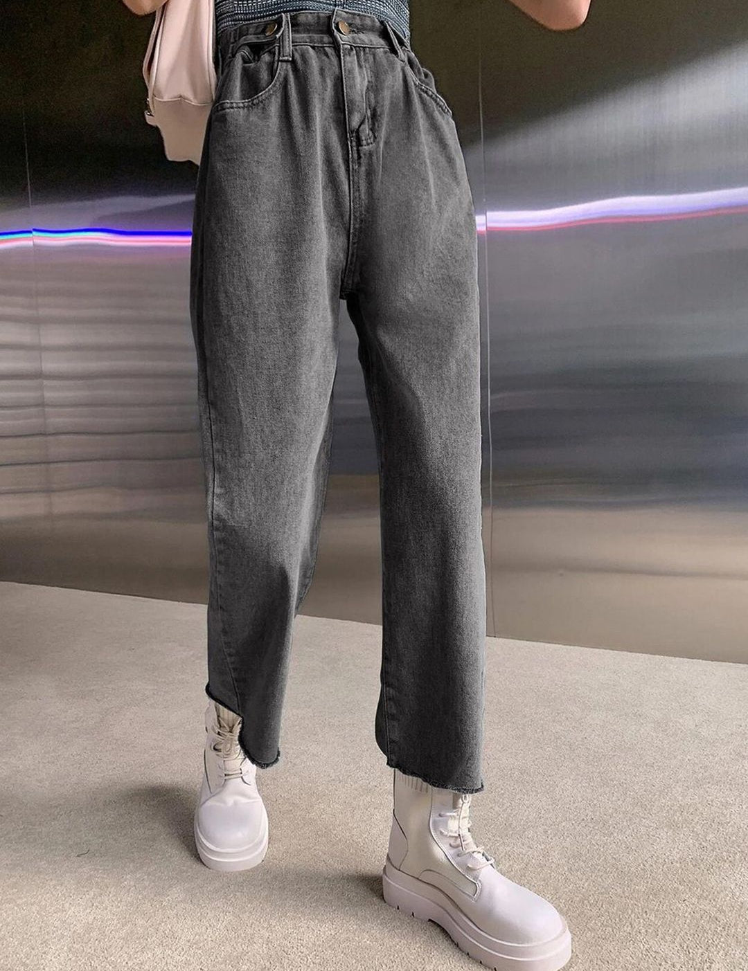 Kotty Women Straight Fit High-Rise Stretchable Jeans