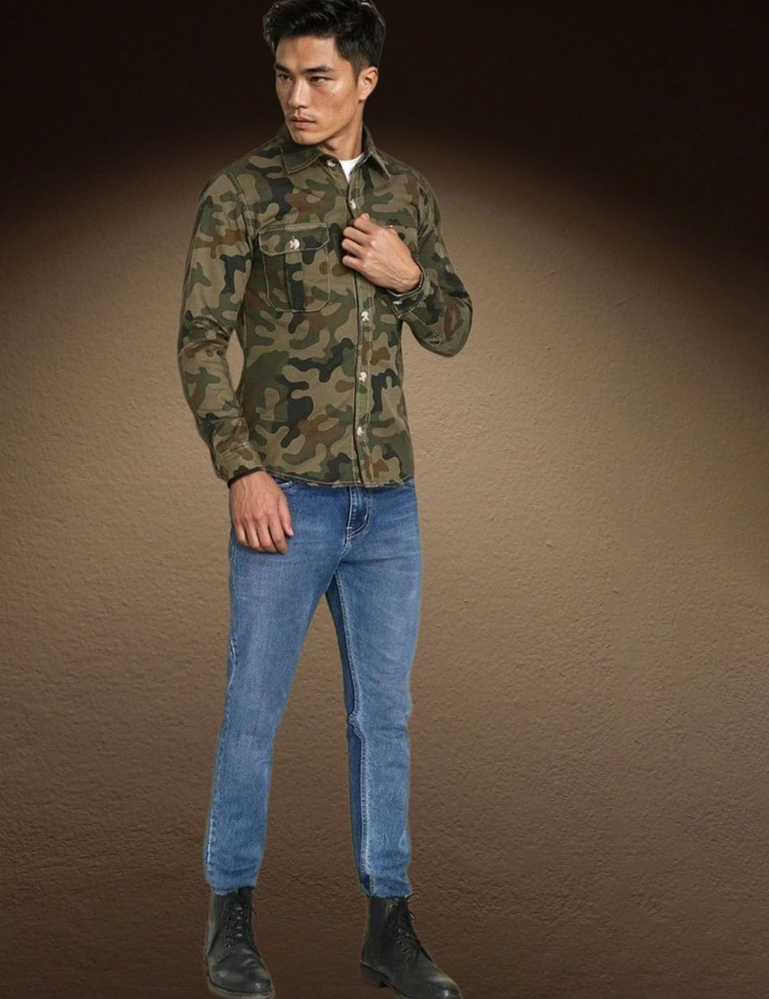 Kotty Men Spread Collar Camouflage Printed Denim Jacket