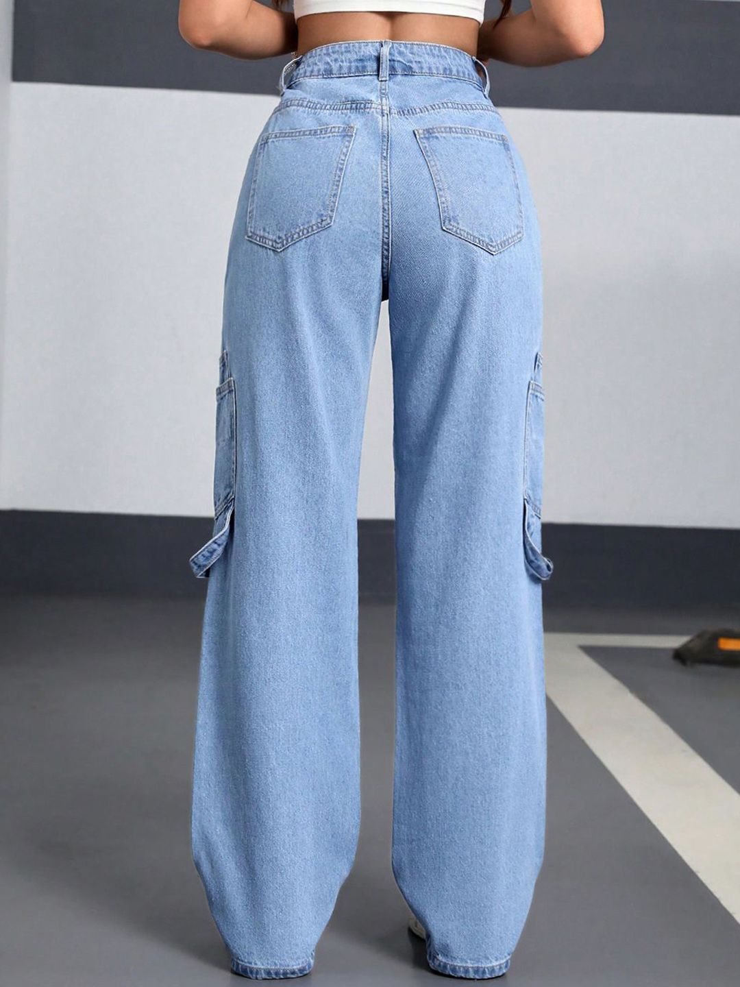 Kotty Women Straight Fit High-Rise Stretchable Jeans