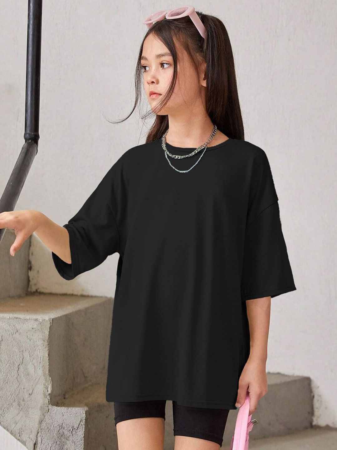 Kotty Girls Graphic Printed Round Neck Cotton Oversized T-shirt