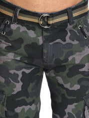 Kotty Men Black & Green Regular Fit Camouflage Printed Cargos