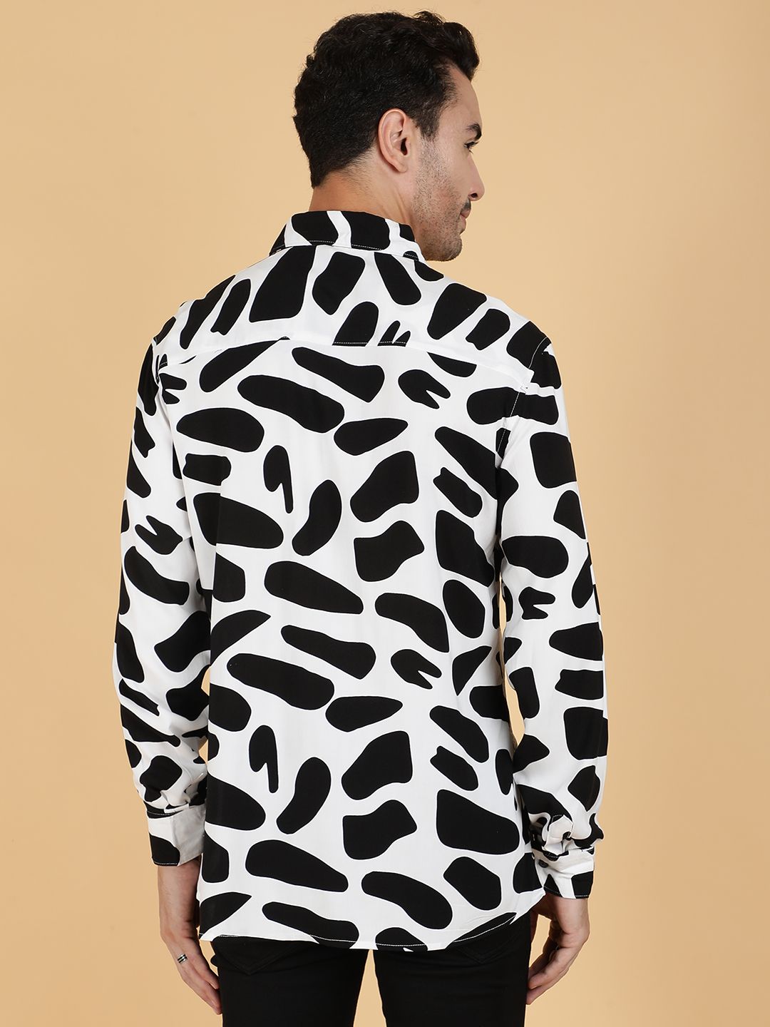 Kotty Men Relaxed Spread Collar Graphic Printed Cotton Casual Shirt