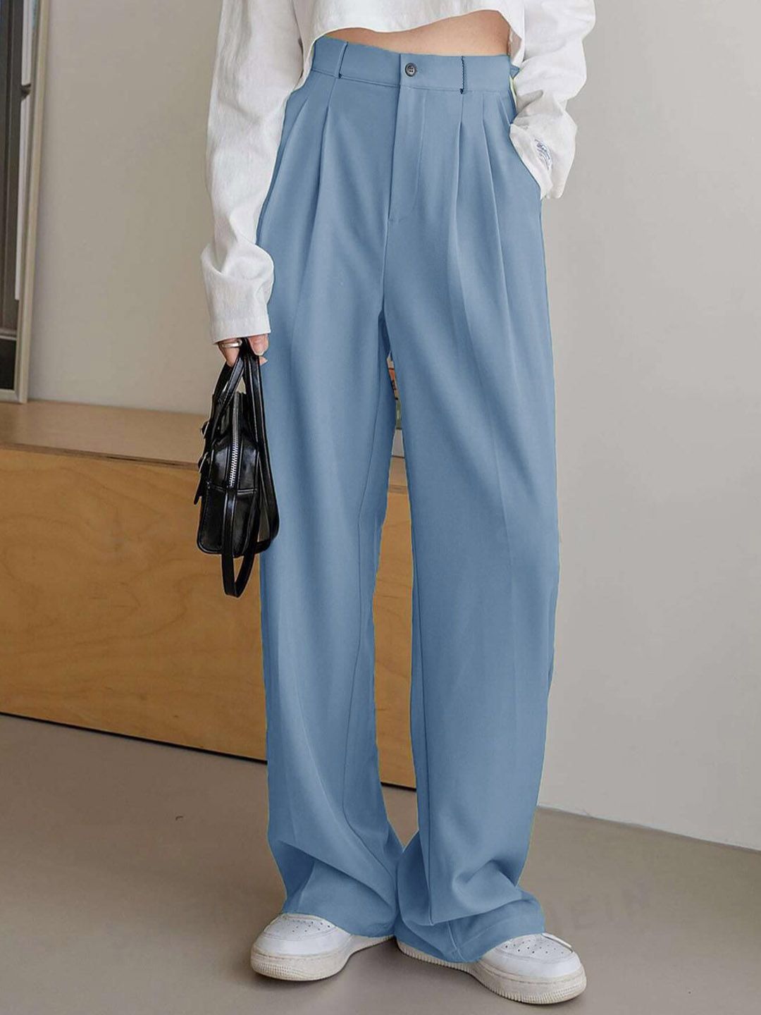 Kotty Women Relaxed Straight Leg High-Rise Pleated Trousers