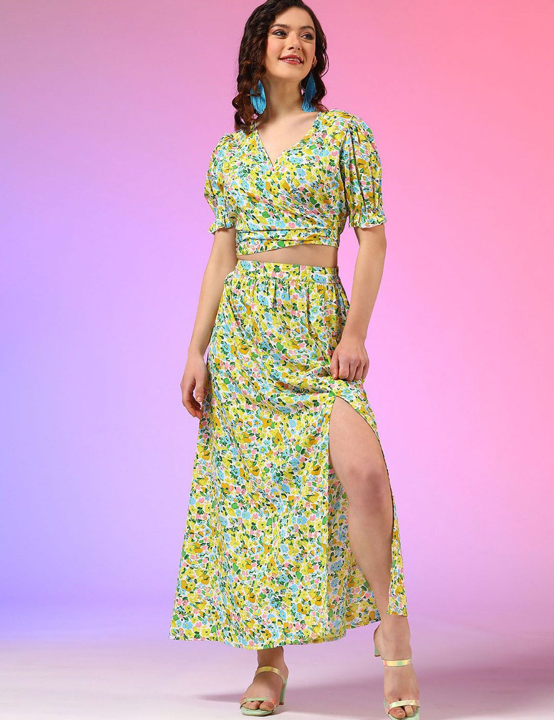 Kotty Yellow Floral Printed V-Neck Top With Skirt